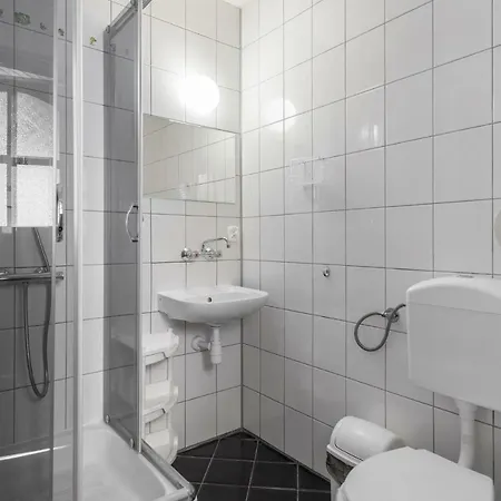 ホームステイ Goscinne Baron *